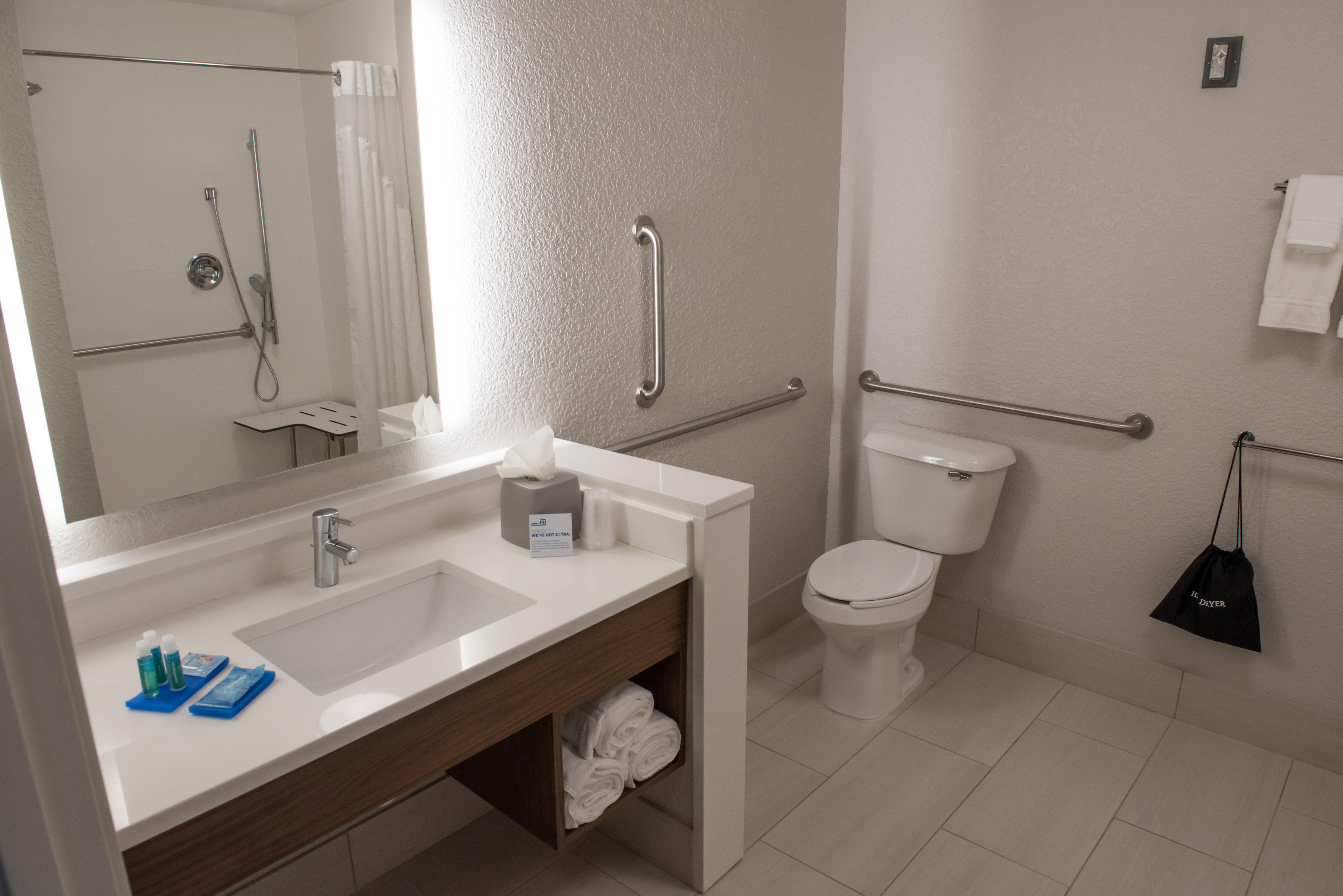 Holiday Inn Express & Suites - Dayton Southwest By Ihg Екстериор снимка