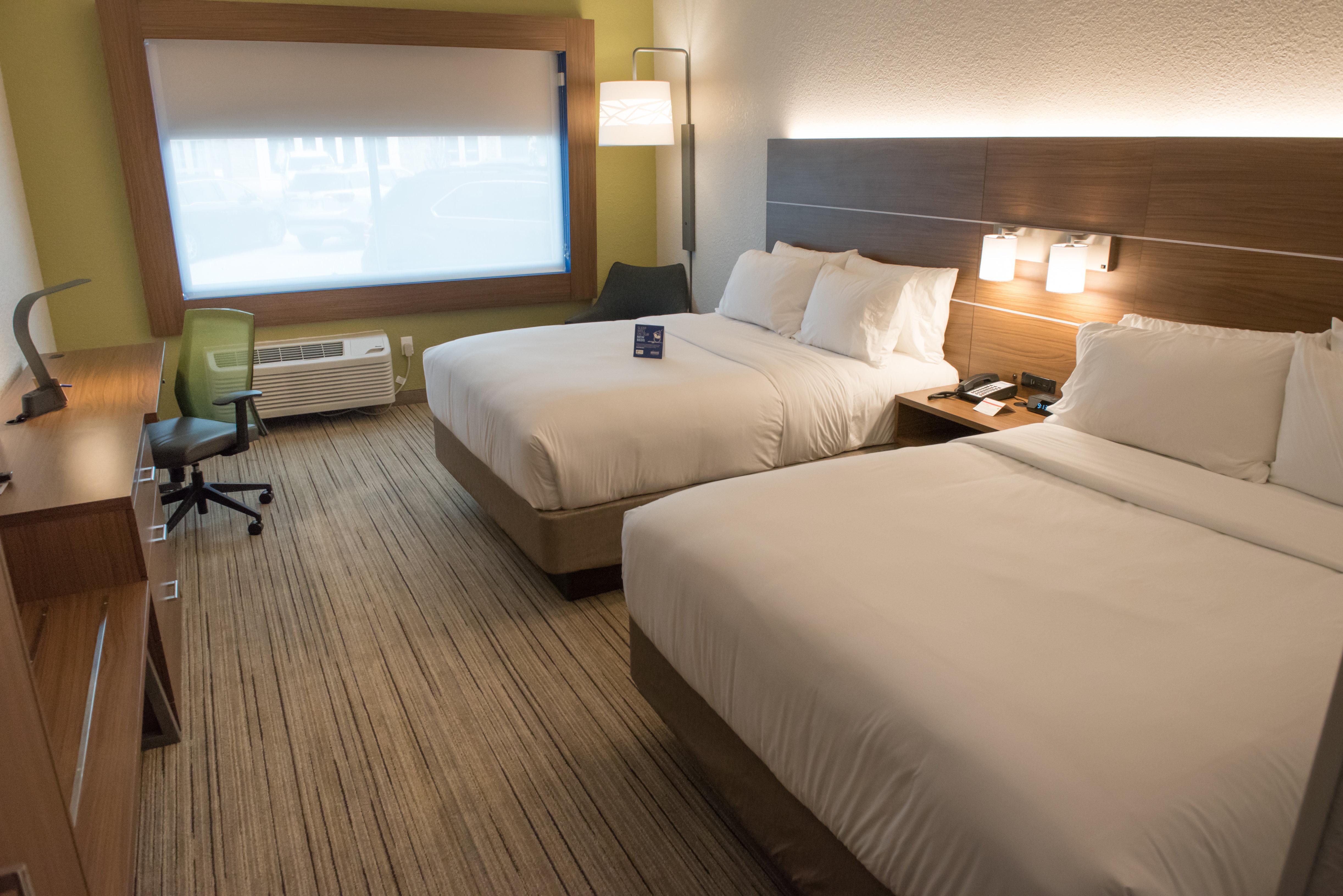 Holiday Inn Express & Suites - Dayton Southwest By Ihg Екстериор снимка