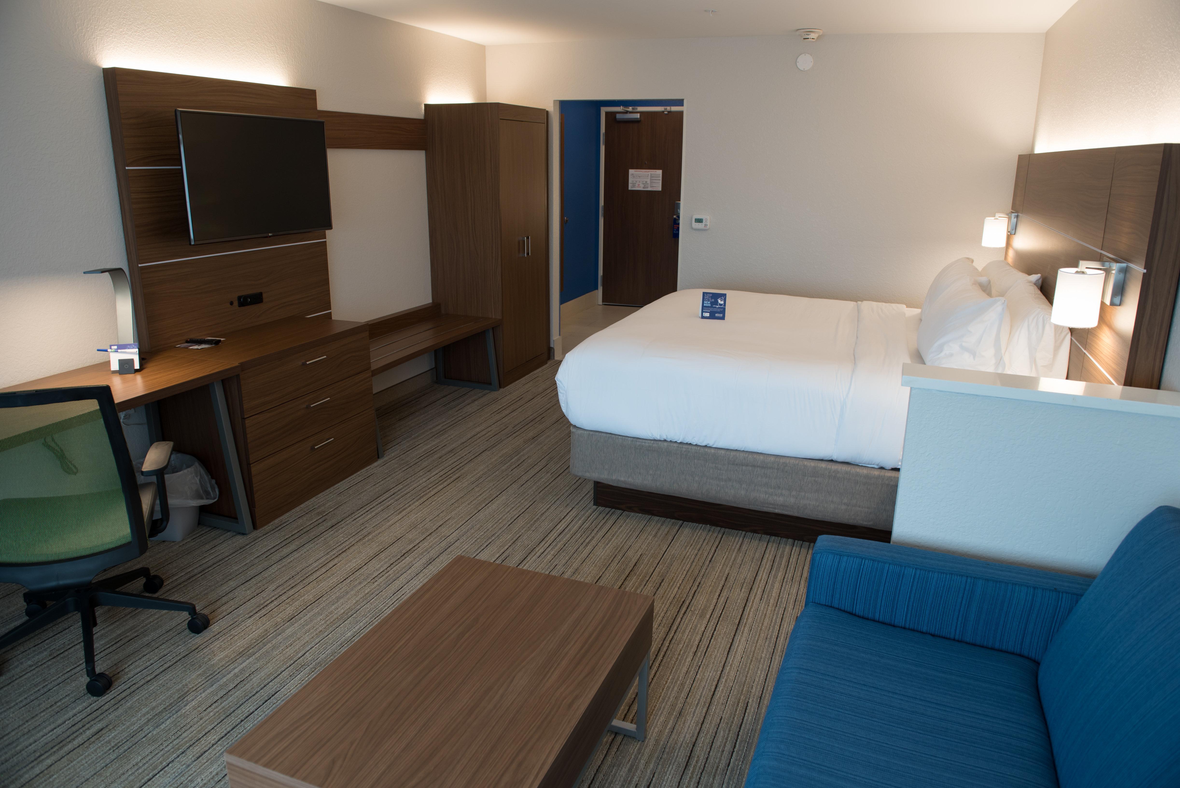 Holiday Inn Express & Suites - Dayton Southwest By Ihg Екстериор снимка