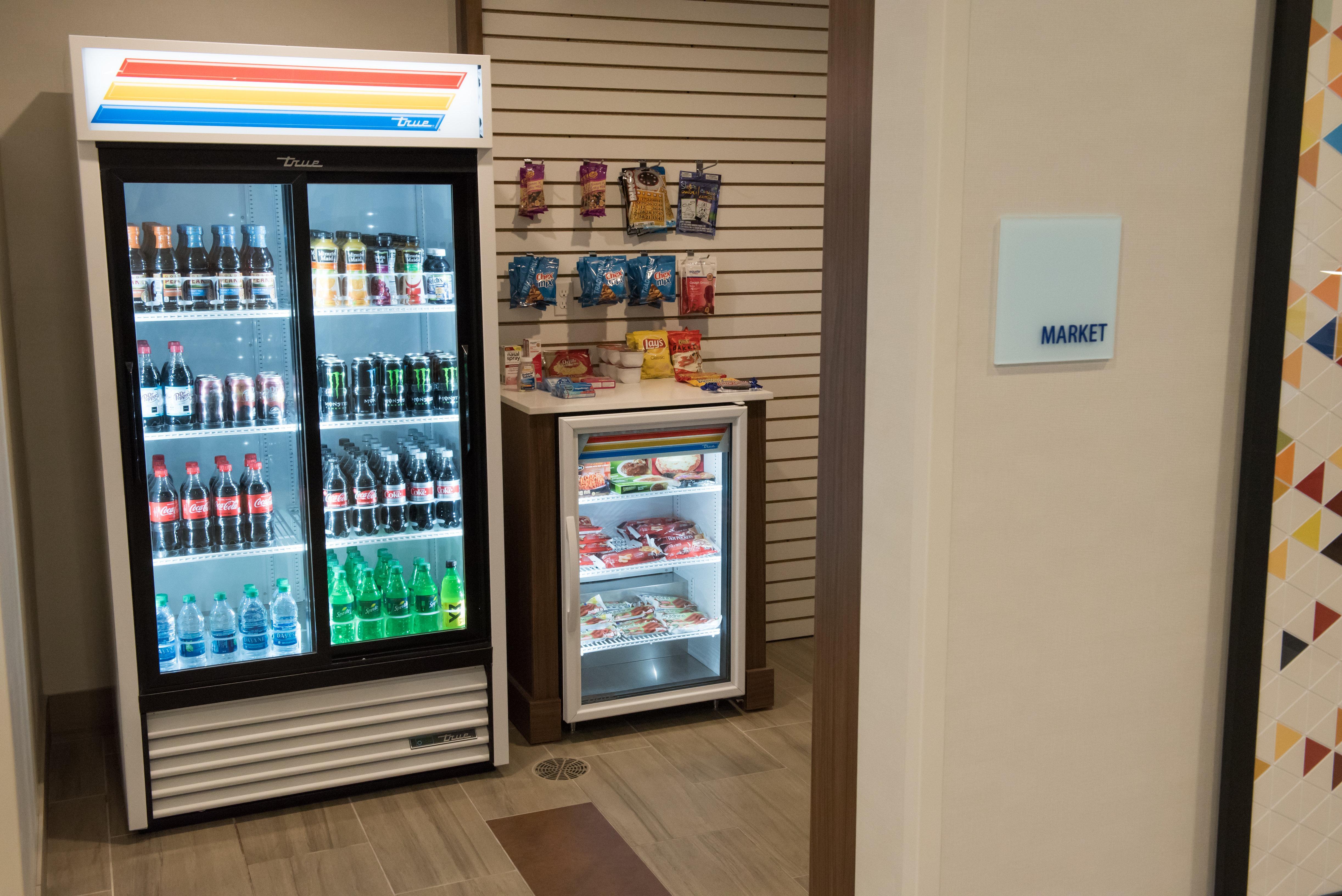 Holiday Inn Express & Suites - Dayton Southwest By Ihg Екстериор снимка