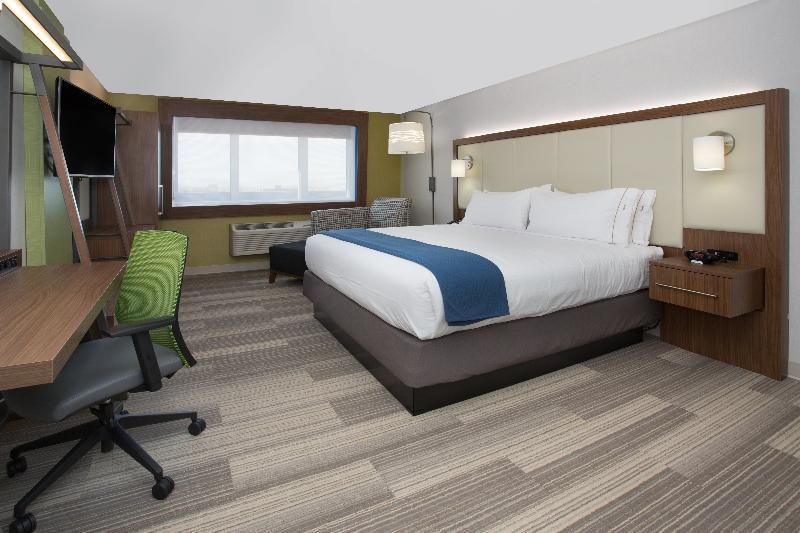Holiday Inn Express & Suites - Dayton Southwest By Ihg Екстериор снимка